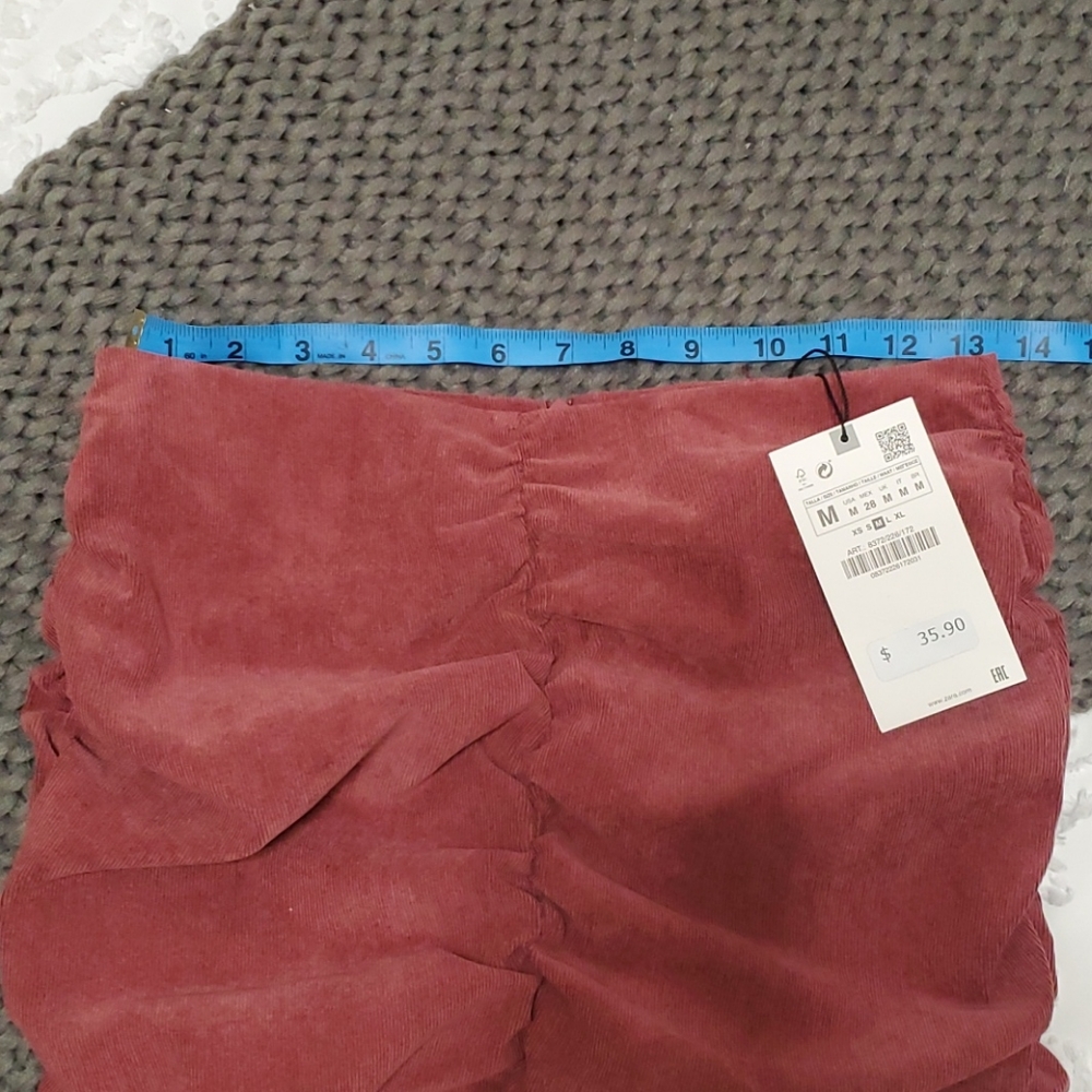 Zara Ruched Rose Ruched Miniskirt - Picture 4 of 5